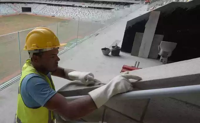 Veja como estão as obras do novo estádio do Atlético Mineiro.