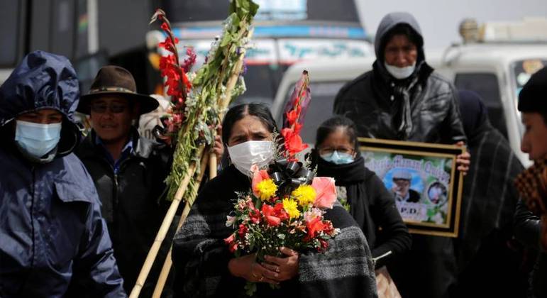Vítima de covid-19 em El Alto, na Bolívia