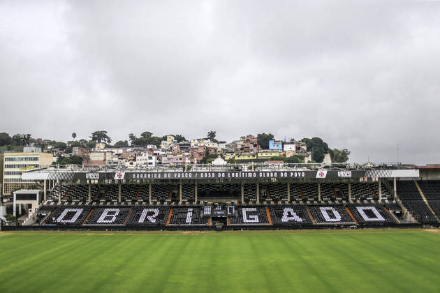 A cerimônia desta segunda-feira (9) terá nove horas de duração e será aberta ao público