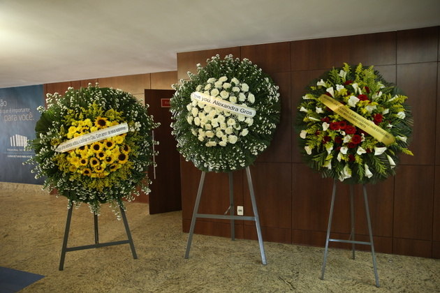 A cerimônia acontece no Memorial do Carmo, no bairro Caju, na zona norte do Rio de Janeiro