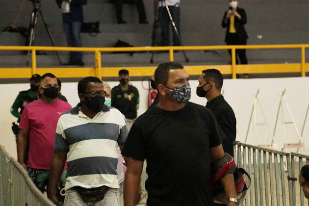 O ginásio tem capacidade para cerca de 7.000 pessoas