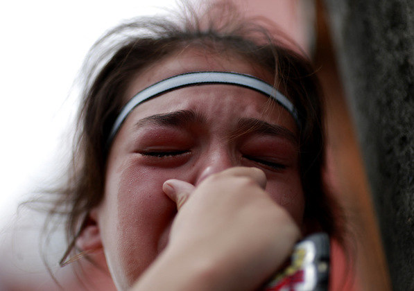 Nem mesmo os mais novos conseguiram segurar as lágrimas diante de um momento tão emocionante para o futebol