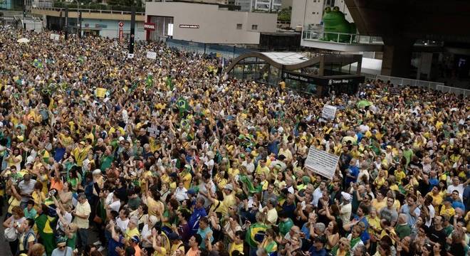 Ato tomou a Paulista entre a alameda Campinas e a rua Itapeva