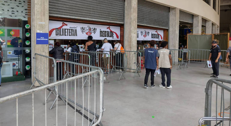 O RBD se apresenta em São Paulo nos dias 16, 17 e 18 de novembro, e no Rio, no dia 19 de novembro. Na capital paulista, os ingressos foram vendidos na bilheteria do estádio do Pacaembu