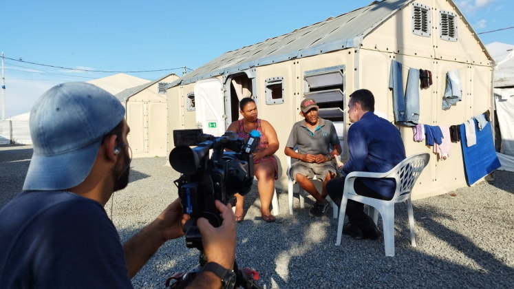 A equipe conversou com muitas
famílias de venezuelanos. Muitos dizem: “Nós fugimos da fome, da miséria e do
desemprego. Queremos buscar uma vida melhor para os nossos filhos, no Brasil'.