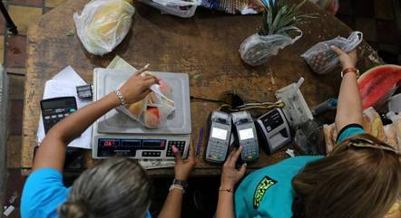 Cesta-básica na Venezuela chega a custar 108 salários mínimos