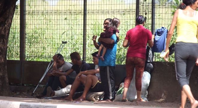 Venezuelanos que estão em Roraima serão levados para outros Estados