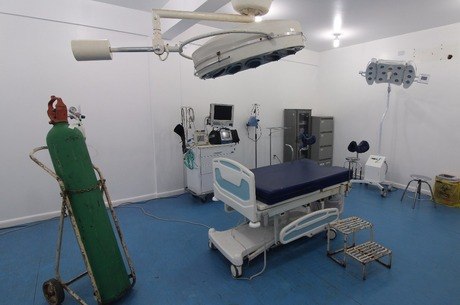 Centro cirúrgico foi transformado em sala de partos