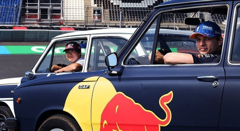 No GP da Holanda de 2021, o holandês Max Vertappen venceu sua primeira corrida em casa
