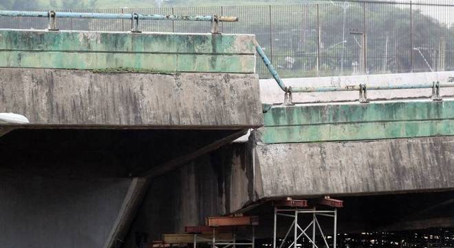 Empresa Terá Seis Meses Para Recuperar Viaduto Que Cedeu Em Sp