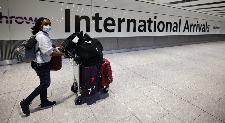 Viajantes da América Latina seguem tendo de enfrentar exigências para entrar no Reino Unido