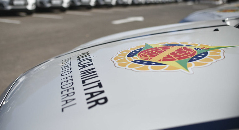 Viatura da PMDF. Militares conduziram a mulher à delegacia