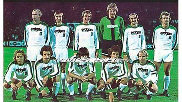 Vice: Borussia Monchengladbach (1977) - Campeão: Boca Juniors - Na Bombonera, as equipes empataram em 3 a 3 e, na Alemanha, pela partida de volta, o Boca Juniors venceu por 3 a 0.