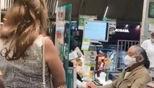 Vídeo: mulher sem máscara ataca clientes em supermercado no DF