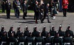 O rei Charles 3º e a rainha consorte Camilla chegaram ao Palácio de Holyroodhouse por volta das 9 horas (horário de Brasília)