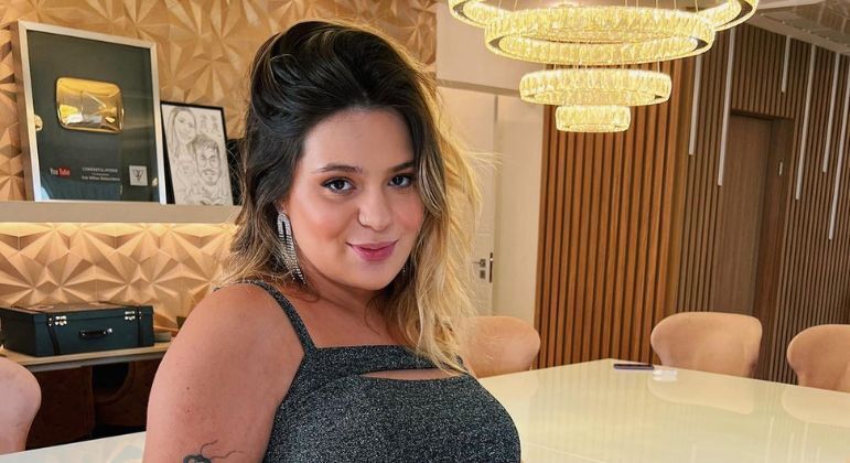 Viih Tube põe à venda a cobertura em que mora