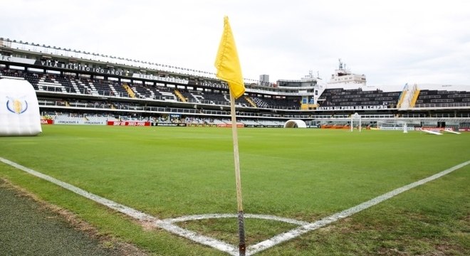 Clube afastou Ricardo Marco Crivelli, coordenador da categoria de base do Santos