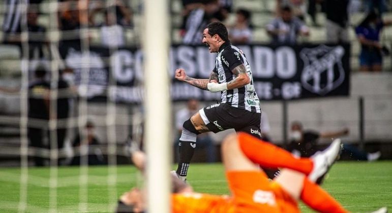 Vina, Ceará x Corinthians,