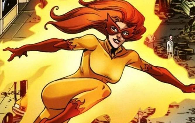 Vingadora e membro dos X-Men, Flama é uma personagem pouco trabalhada pela Marvel. Ela tem trajes diferentes e criativos, o que poderia ajudar na hora de criar um vínculo com os fãs. Flama tem a habilidade de gerar e manipular a radiação das micro-ondas.