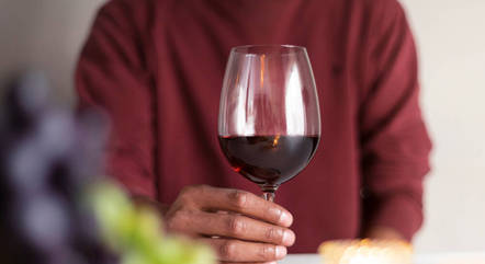 Vinho possui resveratrol, componente associado a benefícios para a saúde