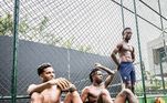 Os atletas publicaram fotos nas redes sociais dos momentos juntos. Depois de treinar no CT do Santos, na Baixada Santista, em São Paulo, Rodrygo escreveu: 'Treino com meus irmãos'