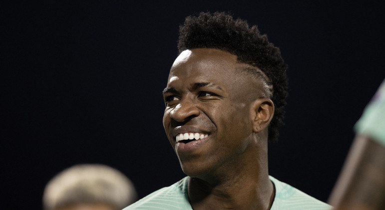 Vini Jr. tem 19 jogos com a camisa da seleção brasileira e dois gols marcados