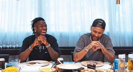 Vini Jr. recebeu Neymar em sua mansão no Rio de Janeiro
