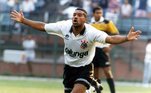 Viola (1988–2004) - 91 gols em 249 jogos (Média: 0.36).