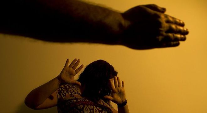 Minas registra aumento no número de feminicídios; casos de violência contra a mulher somam 140 mil