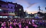 Apesar disso, muitos se arriscaram para curtir os shows e lotaram os palcos da Virada Cultural