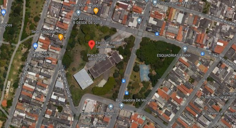 Visão aérea da Escola Estadual Sapopemba, palco de um tiroteio nesta segunda-feira (23)