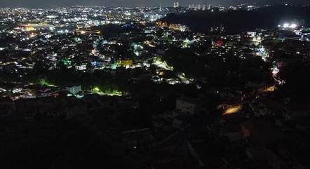 Taboão da Serra (SP) ficou sem luz e sem água após temporal