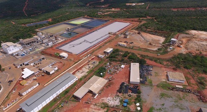 Agricultores de comunidades vizinhas ao complexo de Caetité afirmam que os acidentes com material radioativo e a má fama dessa indústria os impedem de vender seus produtos