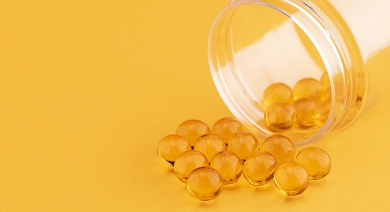 Suplementação deve sempre ser feita com acompanhamento médico