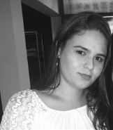 A jovem Natalia Arruda Silis, de 25 anos, também está entre as vítimas. A mulher participava, com os demais funcionários, de um evento político no local. 'Te amo onde você estiver. Deus, eu preciso de força', escreveu a amiga Gabriela Cabral nas redes sociais