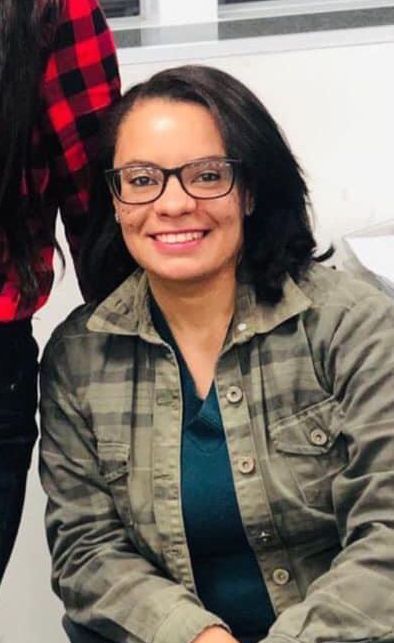 Ângela Rodrigues de Souza, de 32 anos, fazia parte da equipe da Multiteiner e não resistiu. Colega de trabalho dela, Tamires Aparecida publicou uma homenagem em que diz que Ângela era sua melhor amiga. 'Só quero acordar desse pesadelo.' Tamires também estava no local e faz parte da lista de 31 pessoas que ficaram feridas com o desabamento