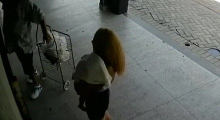 Vítima teria feito ameaças contra filha do suspeito carregando bebê 

