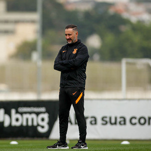 O técnico Vítor Pereira em penúltimo treino antes do jogo