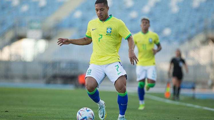 Vitor Roque, 18 anos - Atacante - Athletico-PR / O Furacão vetou a ida do atacante para a competição, e provavelmente abrirá espaço para um outro jogador da posição - a não ser que o clube mude de ideia. 