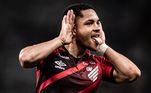 Vitor RoquePosição: atacanteIdade: 17 anosTime: Athletico Paranaense