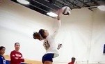 Ela é ponteira no Tribe Volleyball Club, na Flórida, nos Estados Unidos. Tem 1,73 metros de altura e coleciona diversos títulos 