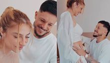 Vitória Bellato, ex-Ilha Record, anuncia gravidez de filho com Lucas Crispim