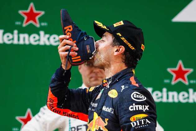 Vitória, festa e shoey: assim foi o domingo de GP da China para Ricciardo em 2018
