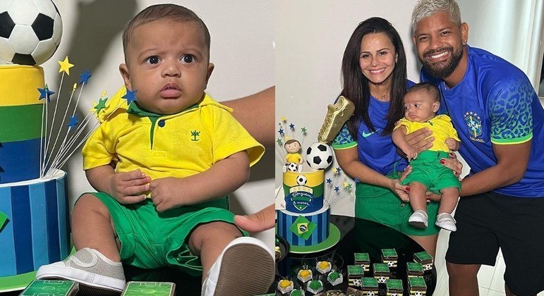 Viviane Araújo e Guilherme Militão fizeram uma festa com tema de Copa para o filho
