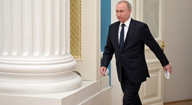 Vladimir Putin estaria interessado em enviar diplomatas para negociações com ucranianos