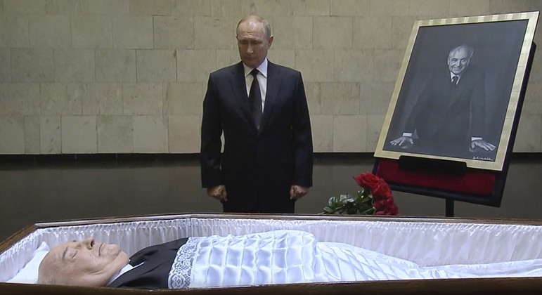 ¿Por qué Vladimir Putin no asistirá al funeral de Gorbachov?  – Noticias