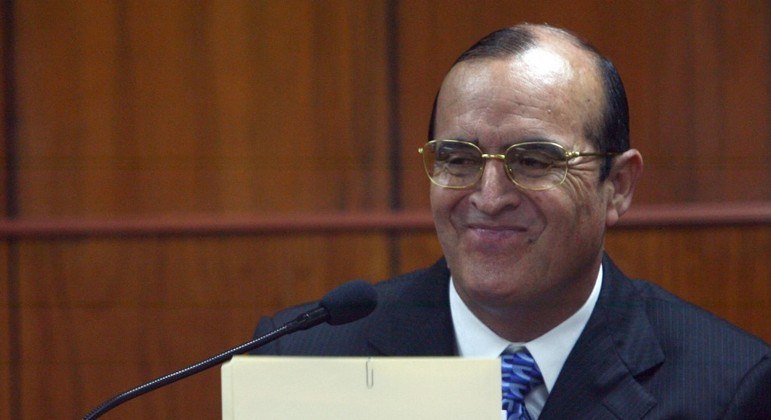 Ligações mostram tentativa suborno a juízes eleitorais no Peru - Vimarsana News