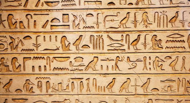 Você conhece a história da escrita? Saiba onde ela começou e evoluiu