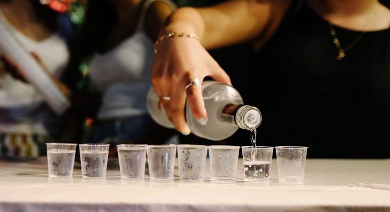 Vodca produzida na Rússia está sendo banida de bares nos Estados Unidos