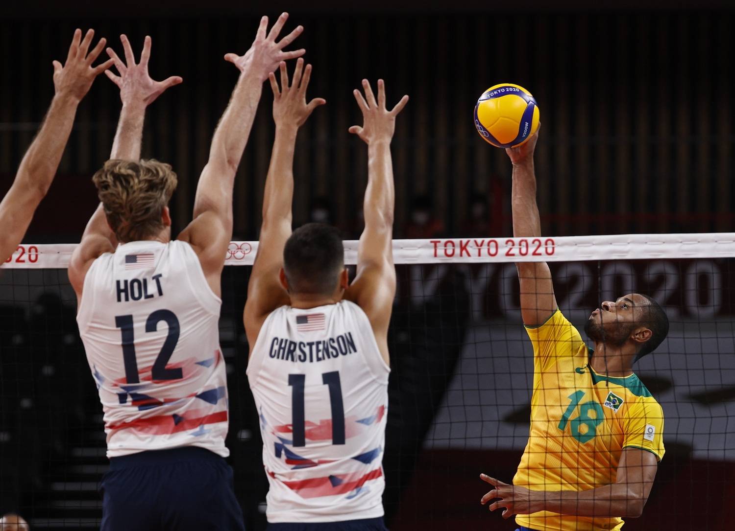 Brasil Vence Os Eua E Encaminha Classificacao No Volei Masculino Esportes R7 Olimpiadas